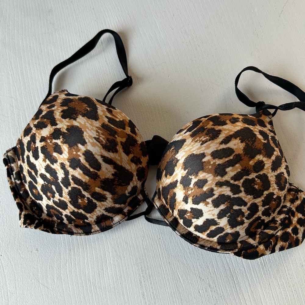 Victoria’s Secret Leopard Miraculous Plunge Women's Bra 34B
